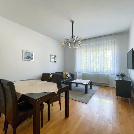 Hestia Apartment Загреб Экстерьер фото